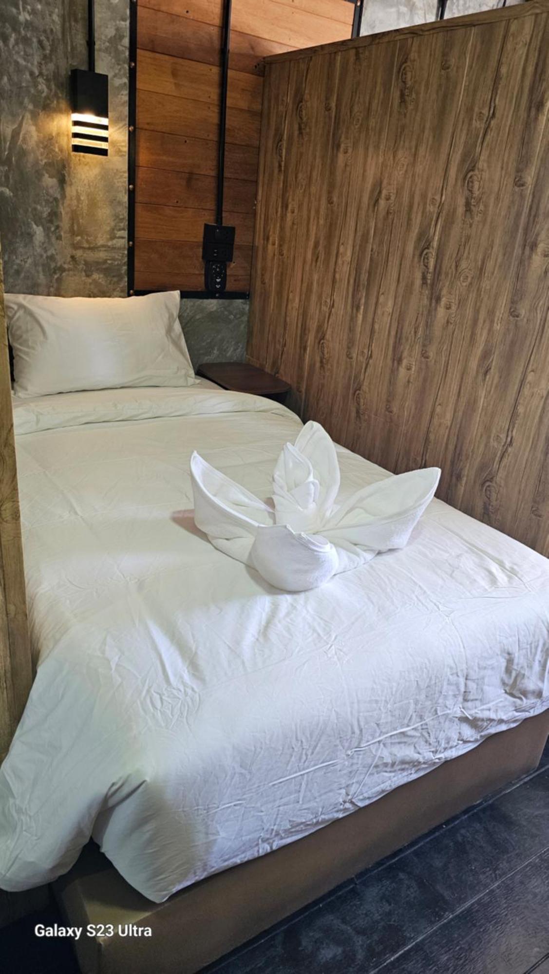 Central Guesthouse Chiang Rai - Bread & Breakfast Exterior photo